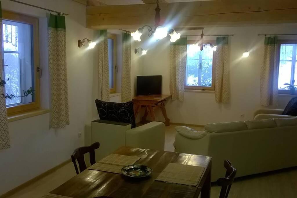 Byt Knezice U Vrchlabí Exterior foto
